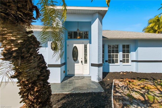 1153 Sw 45th St, CAPE CORAL