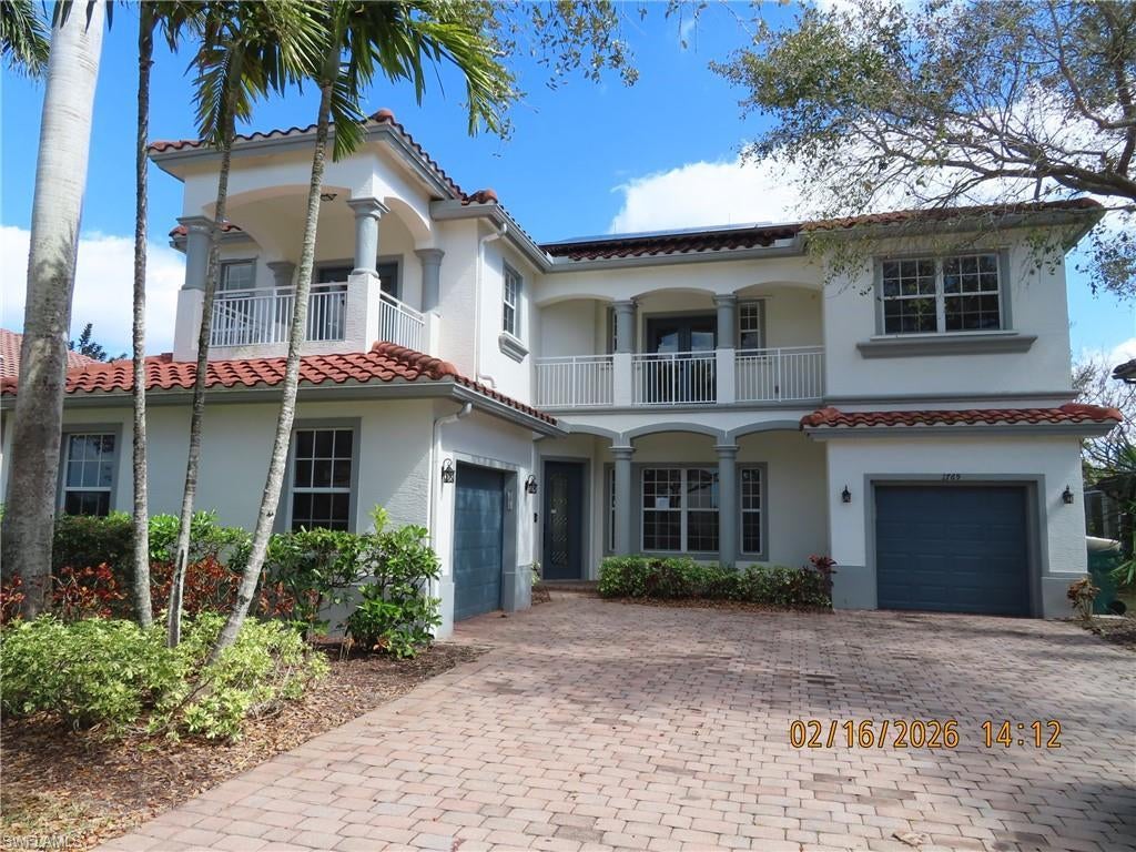 1769 Birdie Dr, NAPLES