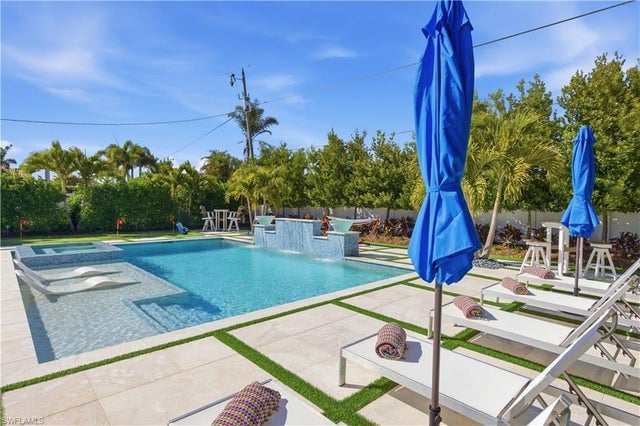 519 105th Ave N, NAPLES