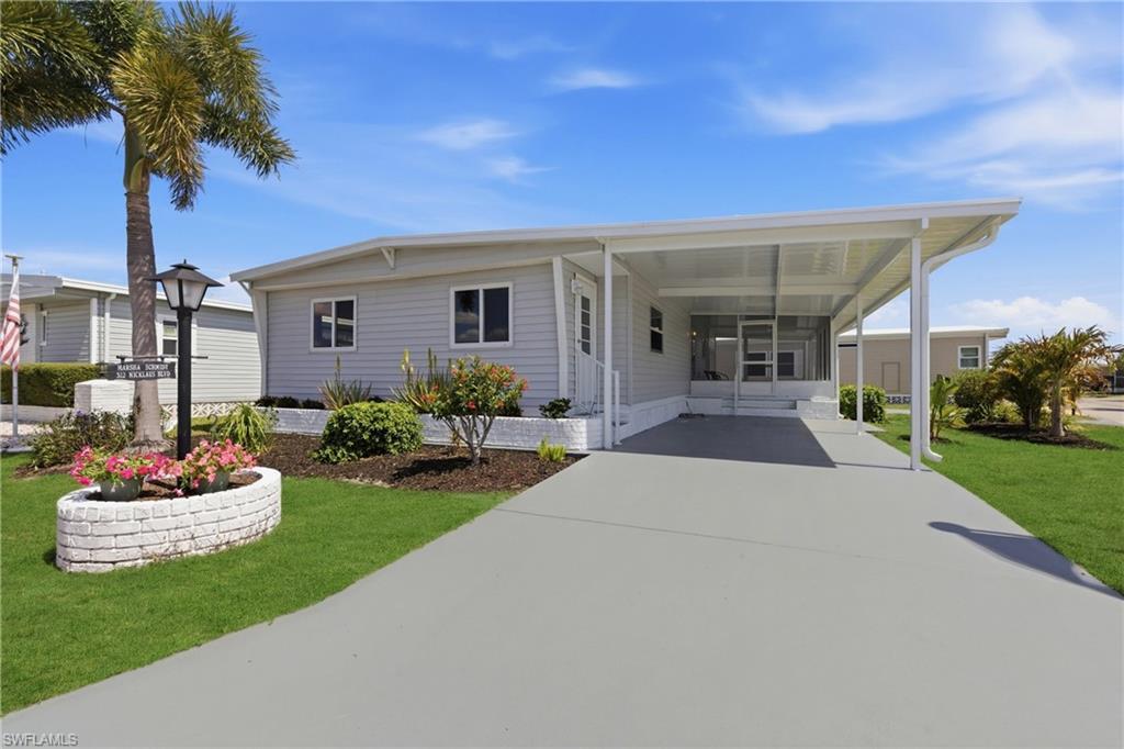 312 Nicklaus Blvd, NORTH FORT MYERS
