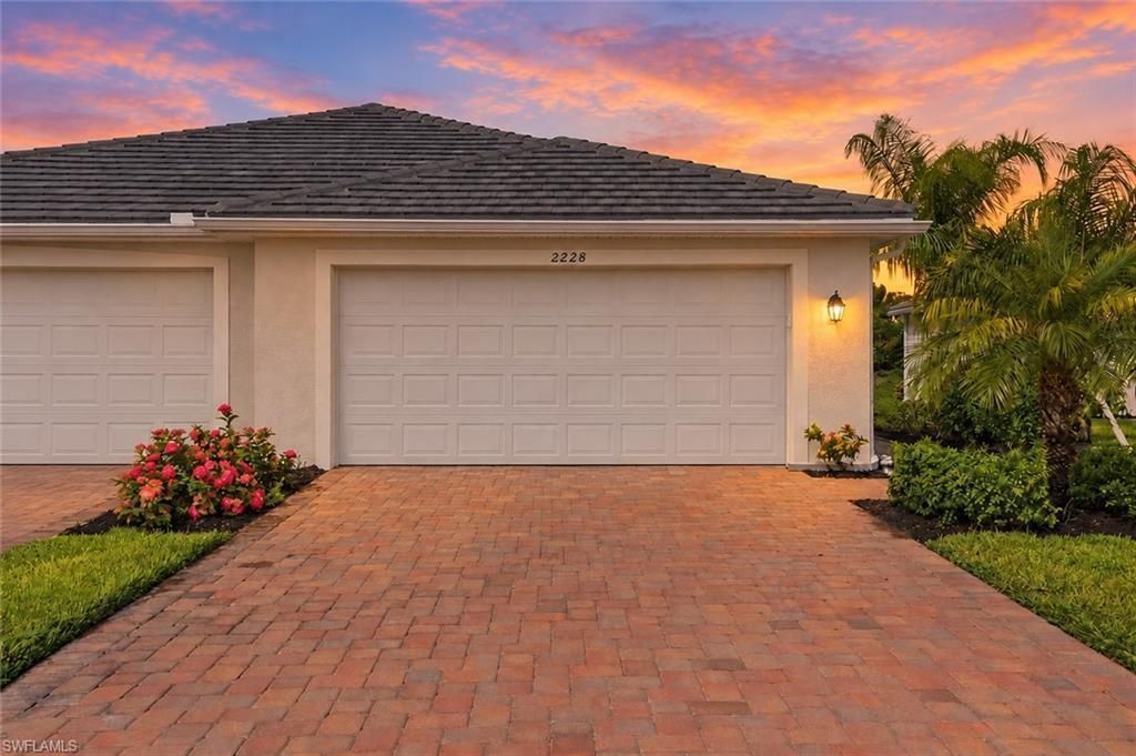 2228 Dragonfruit Way, NAPLES
