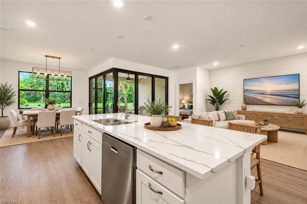 5693 Mayflower Way 1103, Ave Maria