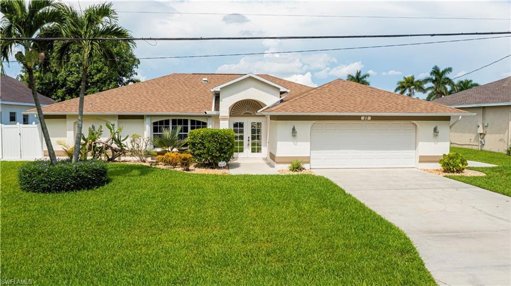 22 Se 13th Ave, Cape Coral