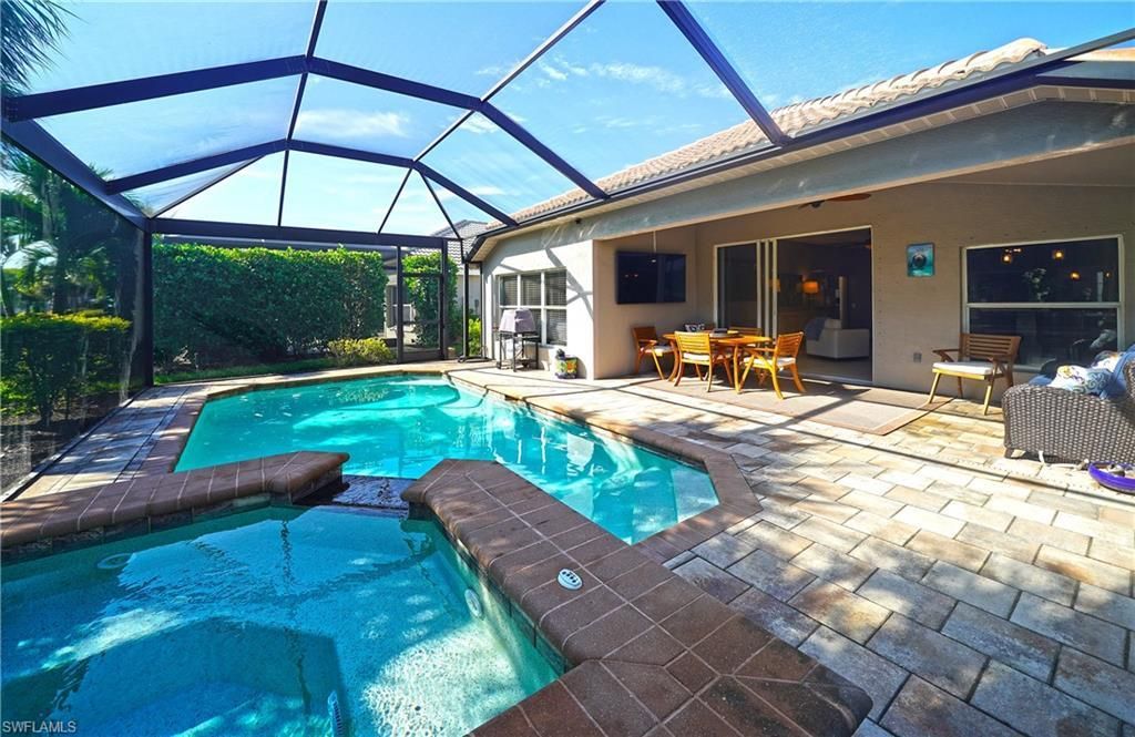 10057 Oakhurst Way, FORT MYERS