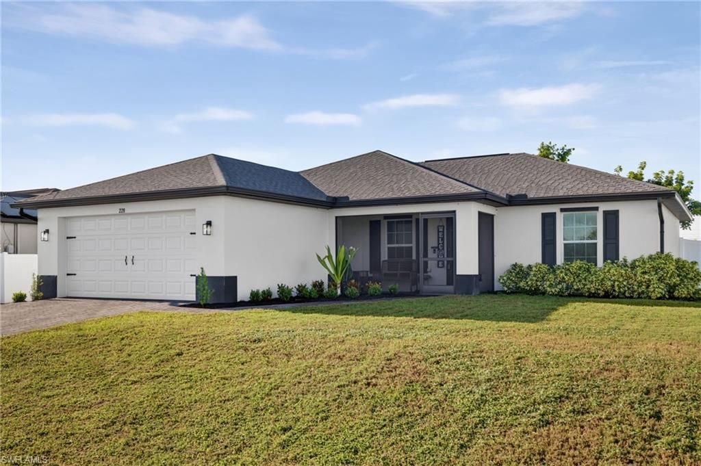 228 Ne 26th St, CAPE CORAL