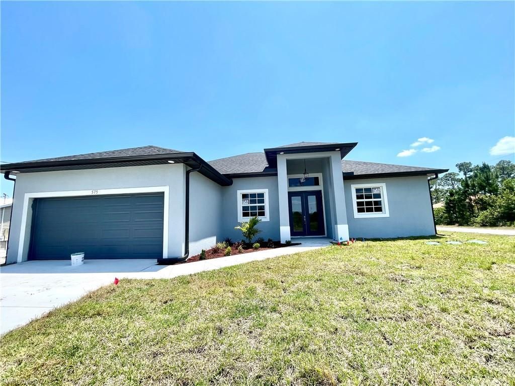 575 Summit Ave S, Lehigh Acres