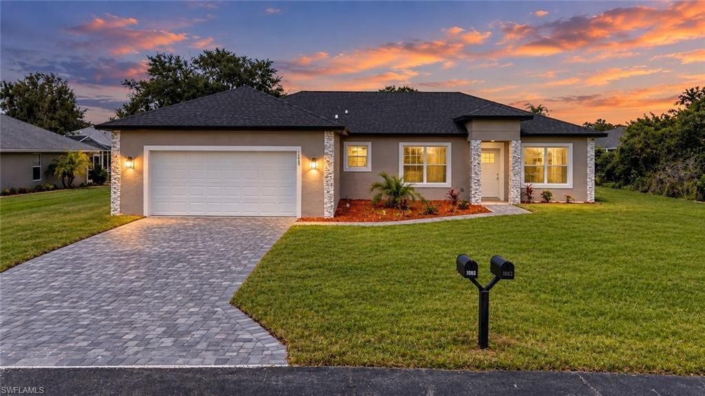2608 Monza Dr, SEBRING