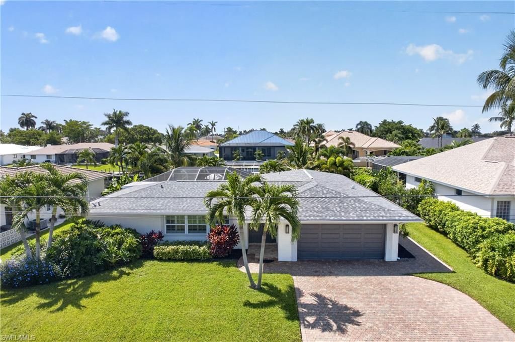 1812 Se 37th Ter, CAPE CORAL