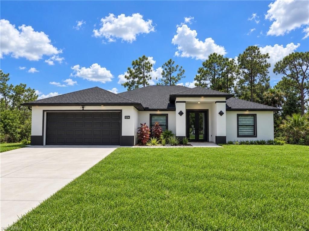 3315 23rd St W, Lehigh Acres