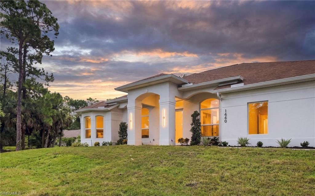 1440 15th St Sw, Naples