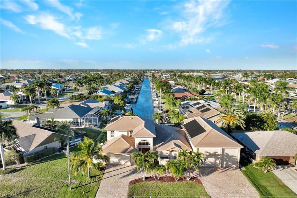 907 Sw 51st Ter, CAPE CORAL