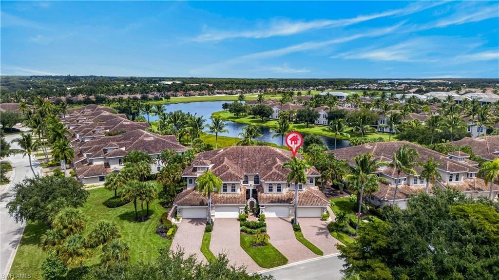 3177 Aviamar Cir 202, NAPLES