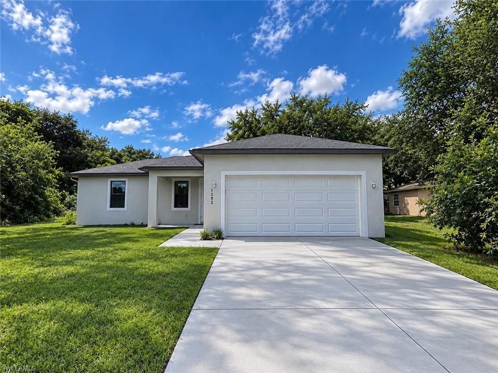 1293 Mission Ln, LABELLE