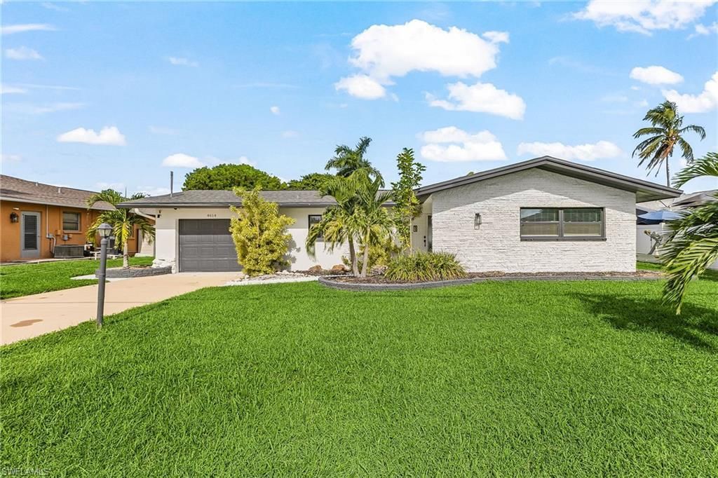 4614 Se 1st Pl, CAPE CORAL
