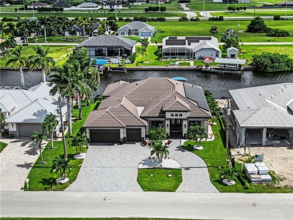 125 Nw 33rd Ave, CAPE CORAL