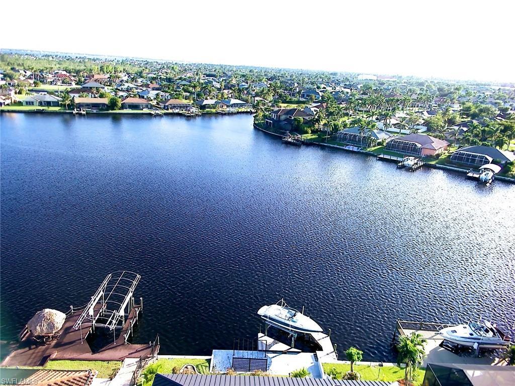 Photo 0