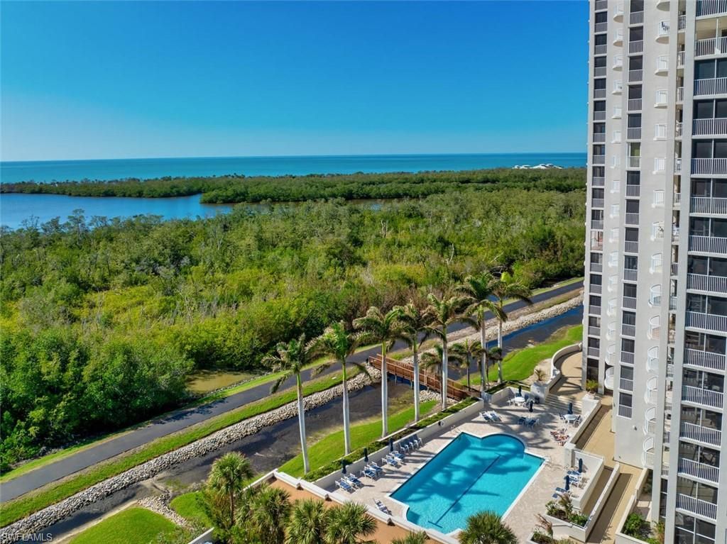 6849 Grenadier Blvd 802, NAPLES