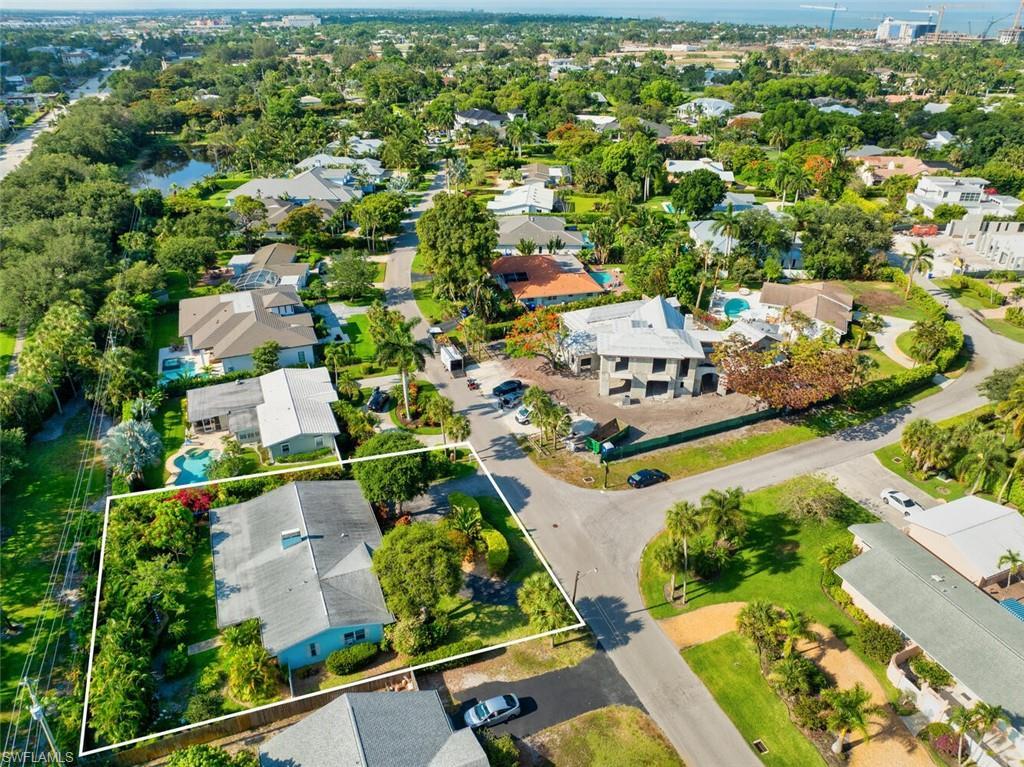 1600 Mandarin Rd, NAPLES