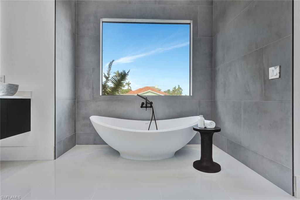 5831 Sw 1St Ave, CAPE CORAL, FL, 33914