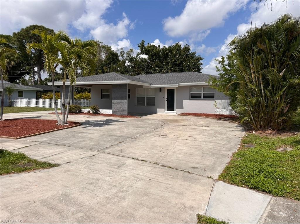 4562 Tennyson Dr, NORTH FORT MYERS
