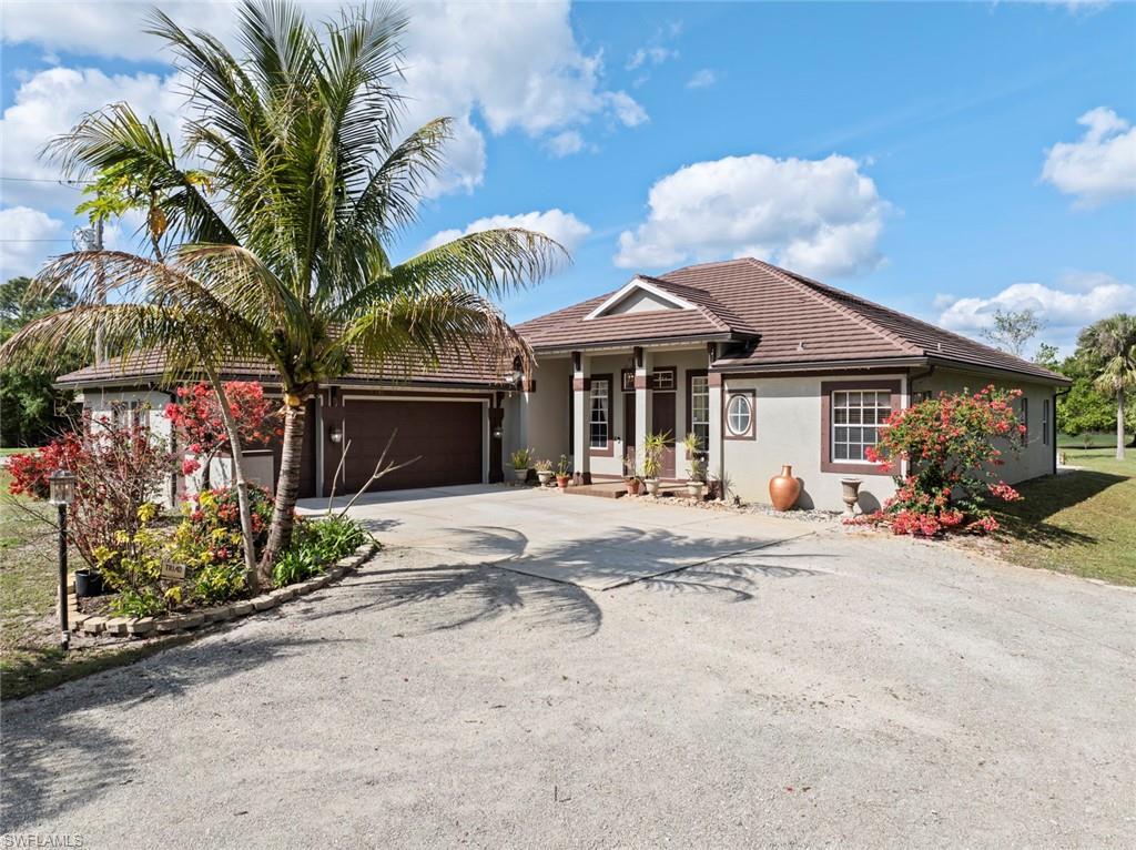 2671 72nd Ave Ne, NAPLES