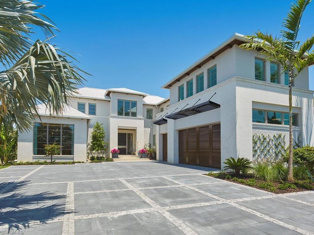 Photo of 3233 Gin Ln, NAPLES FL