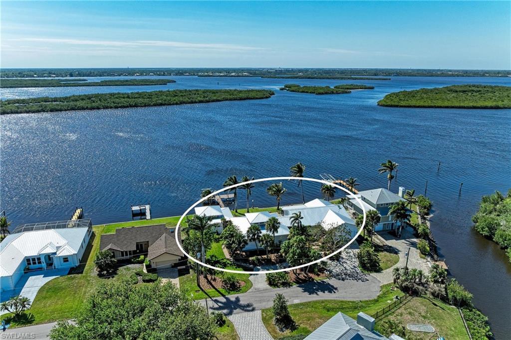 3790 Peace River Dr, PUNTA GORDA
