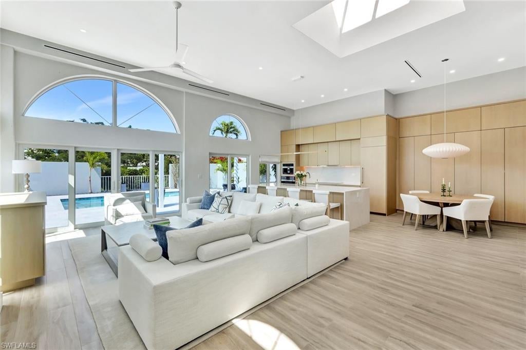 7063 Villa Lantana Way 3, NAPLES