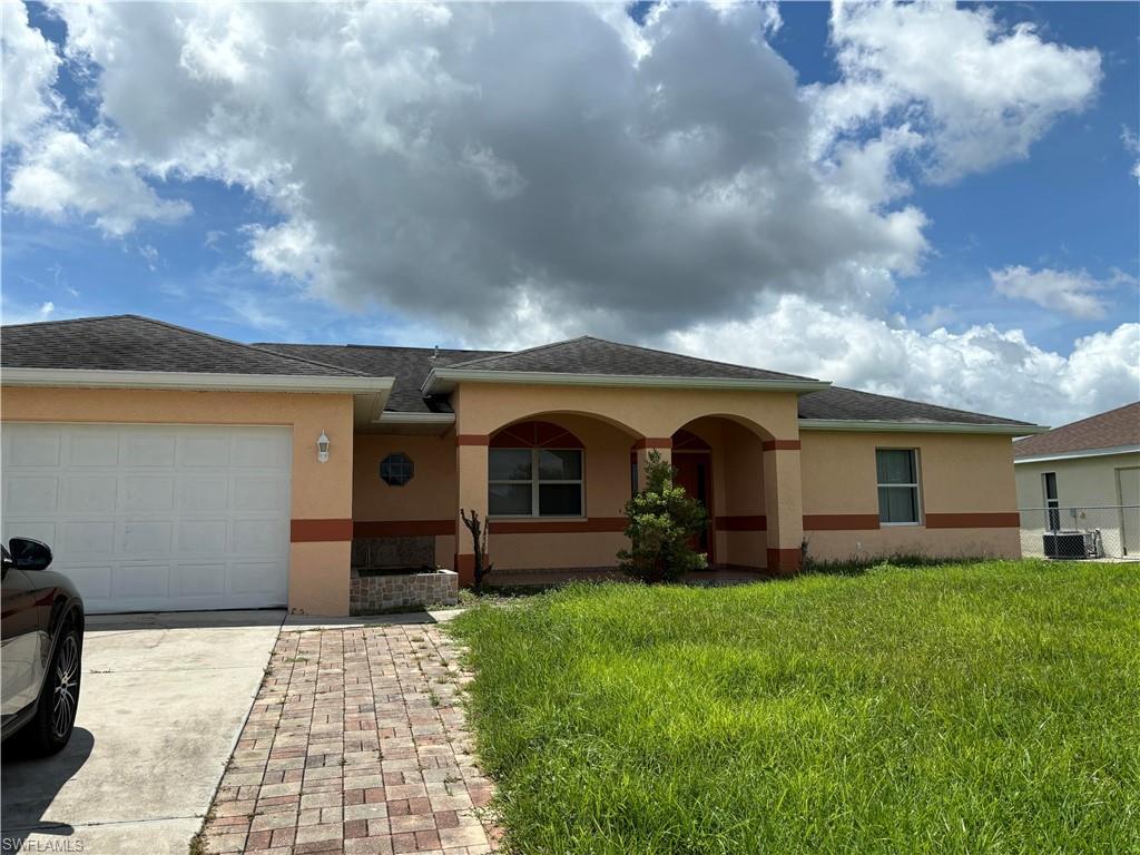 546 Long Island St E, LEHIGH ACRES