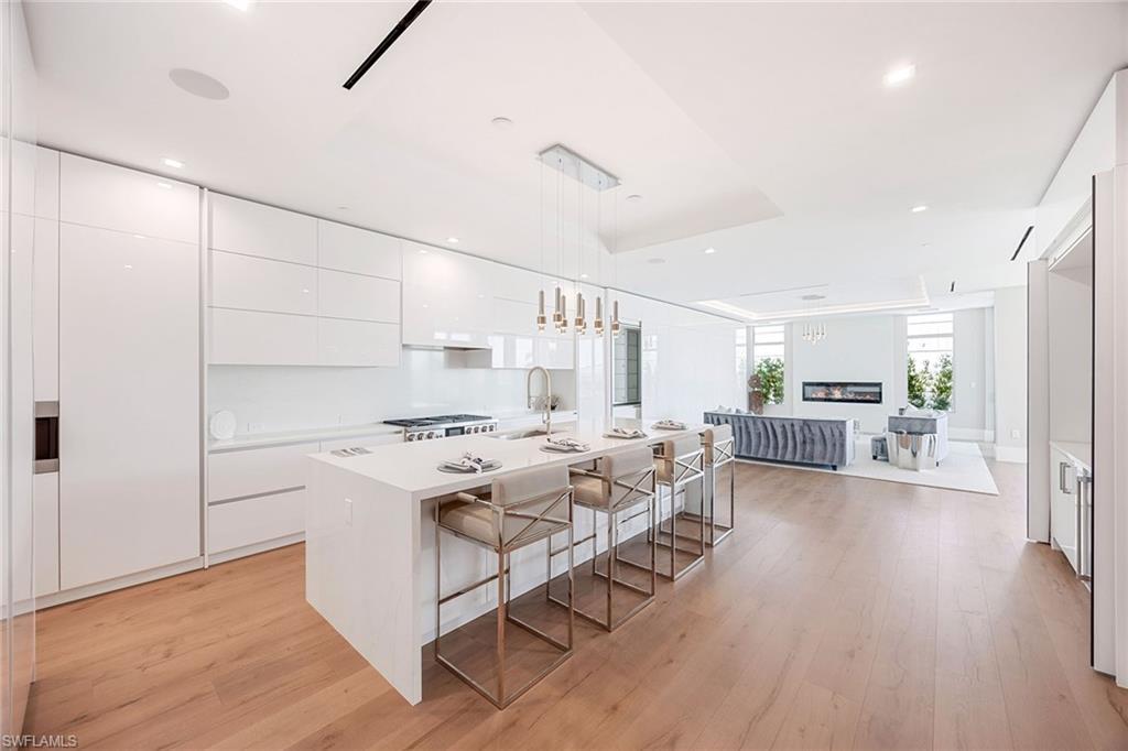 Photo of Listing #225029380