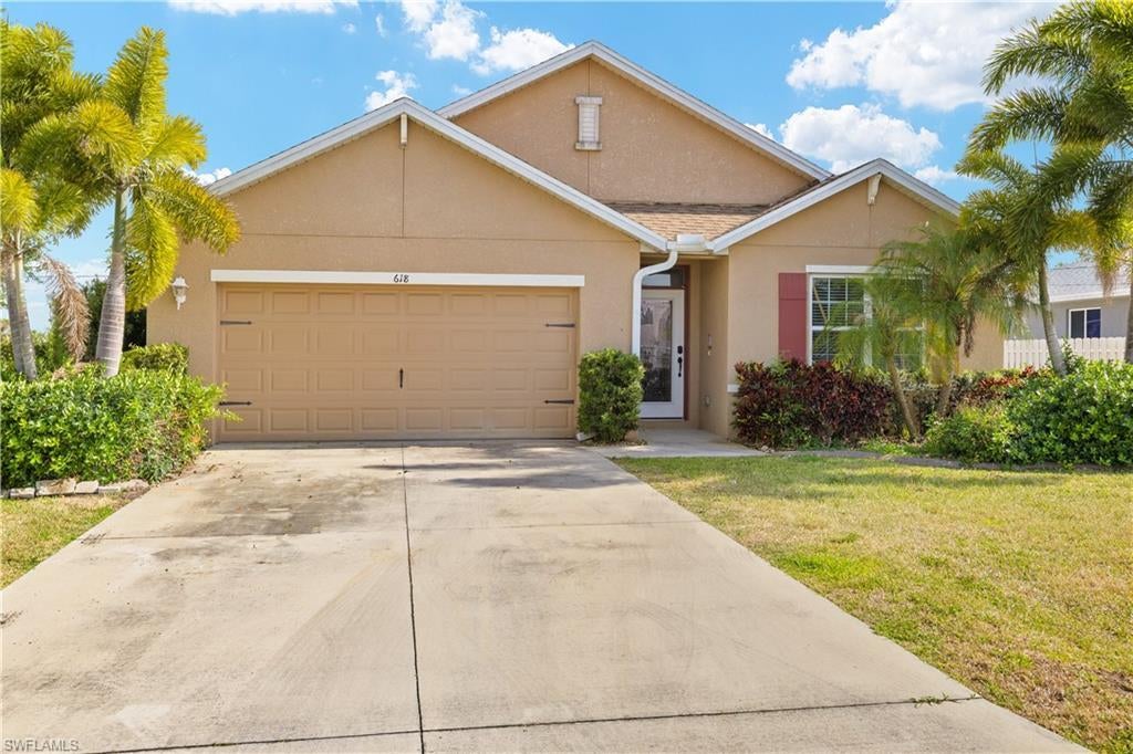 618 Sw 18th St, CAPE CORAL