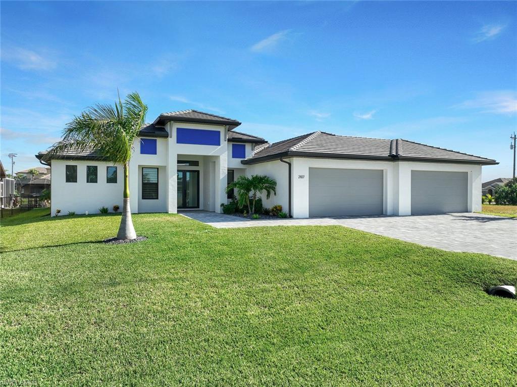 2107 Sw 39th St, CAPE CORAL