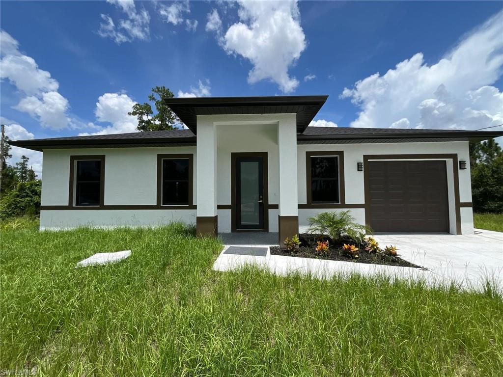 463 Latic Ave S, LEHIGH ACRES