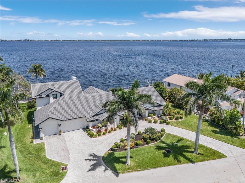 2803 Se 22nd Pl, CAPE CORAL