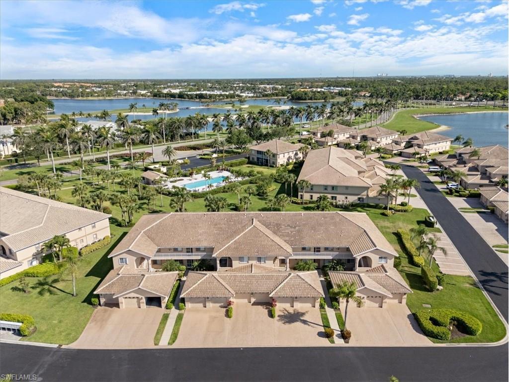 9060 Michael Cir 2, NAPLES