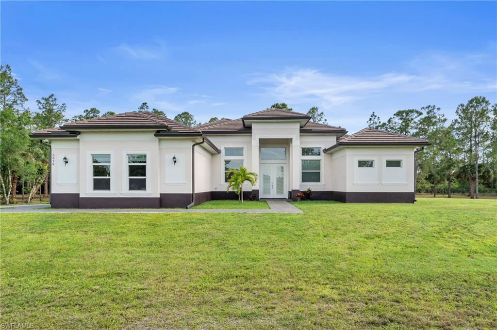 3026 64th Ave Ne, NAPLES
