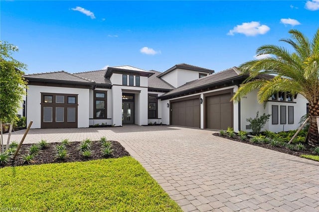 Photo of 15456 Turin Dr, NAPLES FL