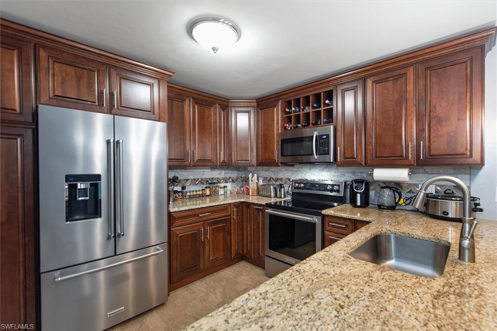 Photo of Listing #225047734