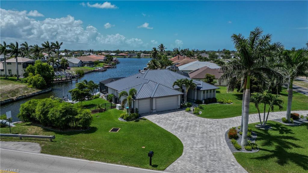410 Se 26th Ter, CAPE CORAL