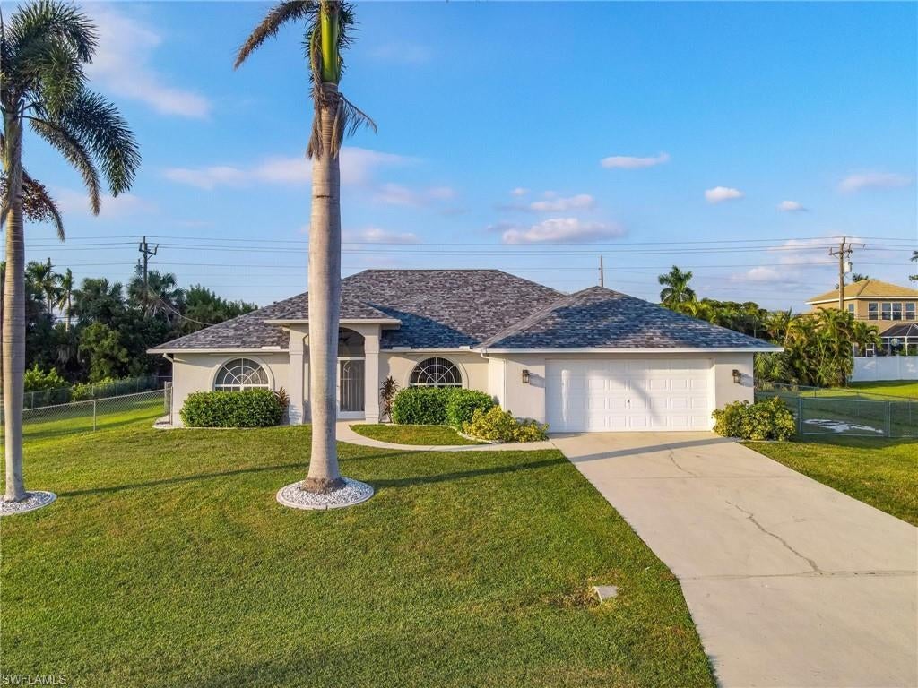 227 Sw 48th Ter, CAPE CORAL