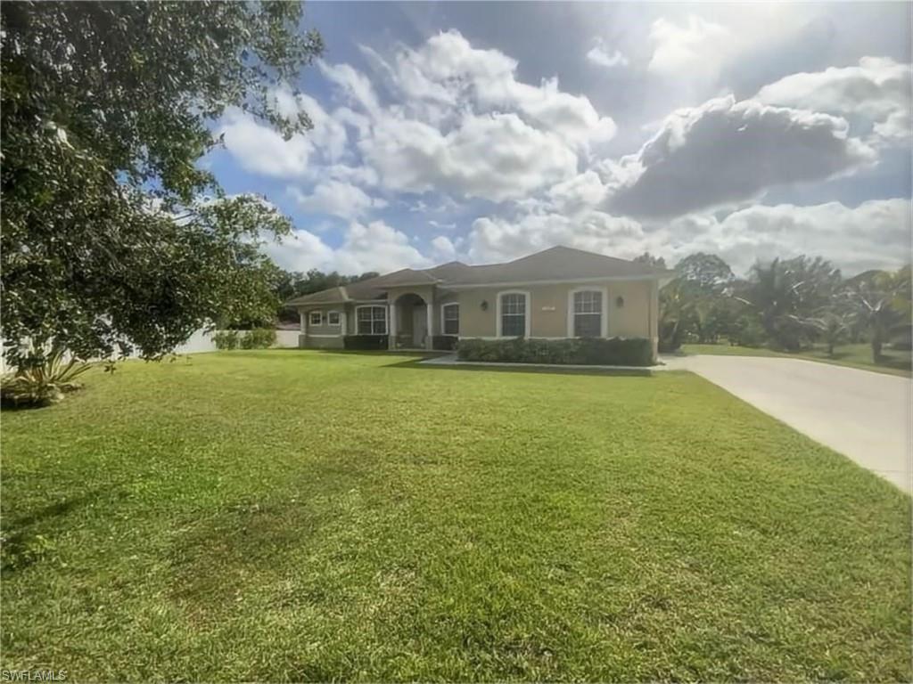 1108 Lee Ave, LEHIGH ACRES