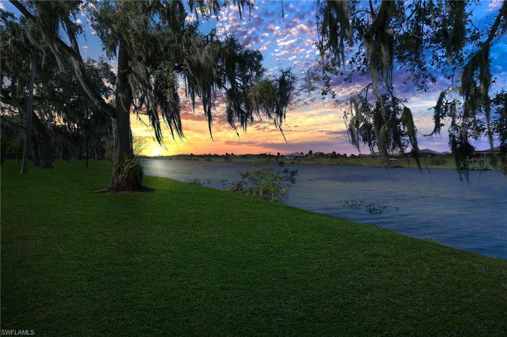 639 Rope Bend Dr, LABELLE