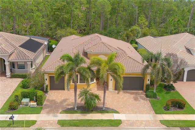 Photo of 3876 Gibralter Dr, NAPLES FL