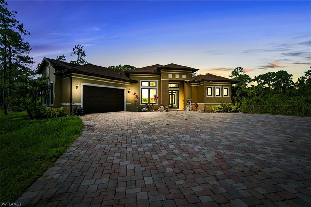 1912 Jung Blvd E, NAPLES