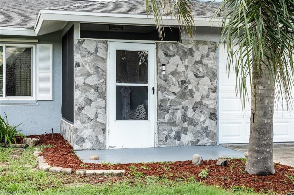 17236 Lee Rd, FORT MYERS