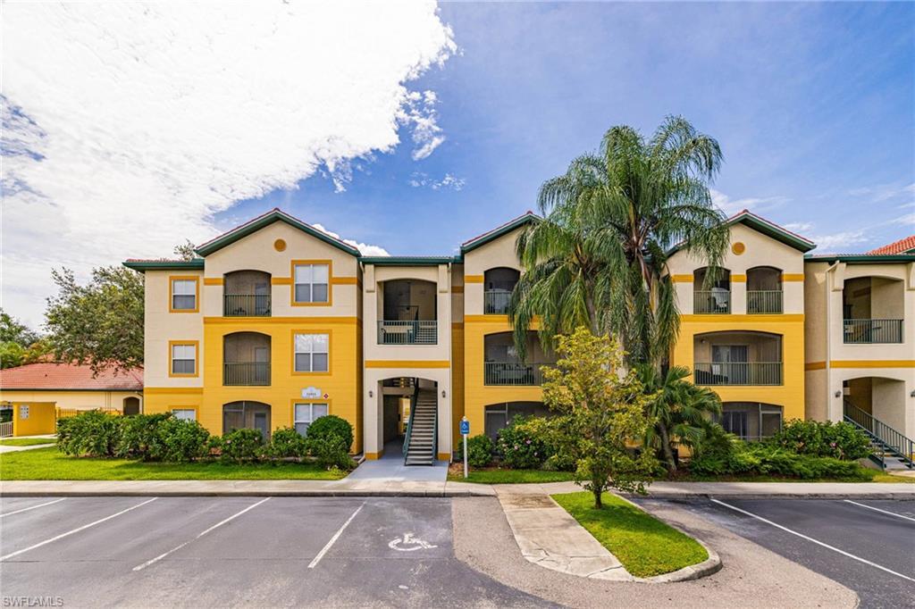 11511 Villa Grand 522, FORT MYERS