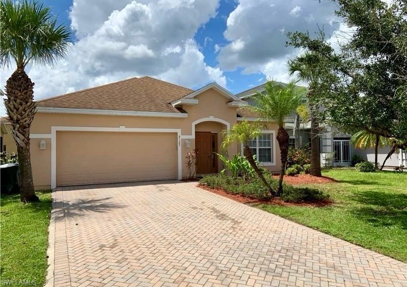 8125 Silver Birch Way, LEHIGH ACRES