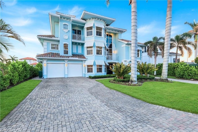 273 Egret Ave, NAPLES