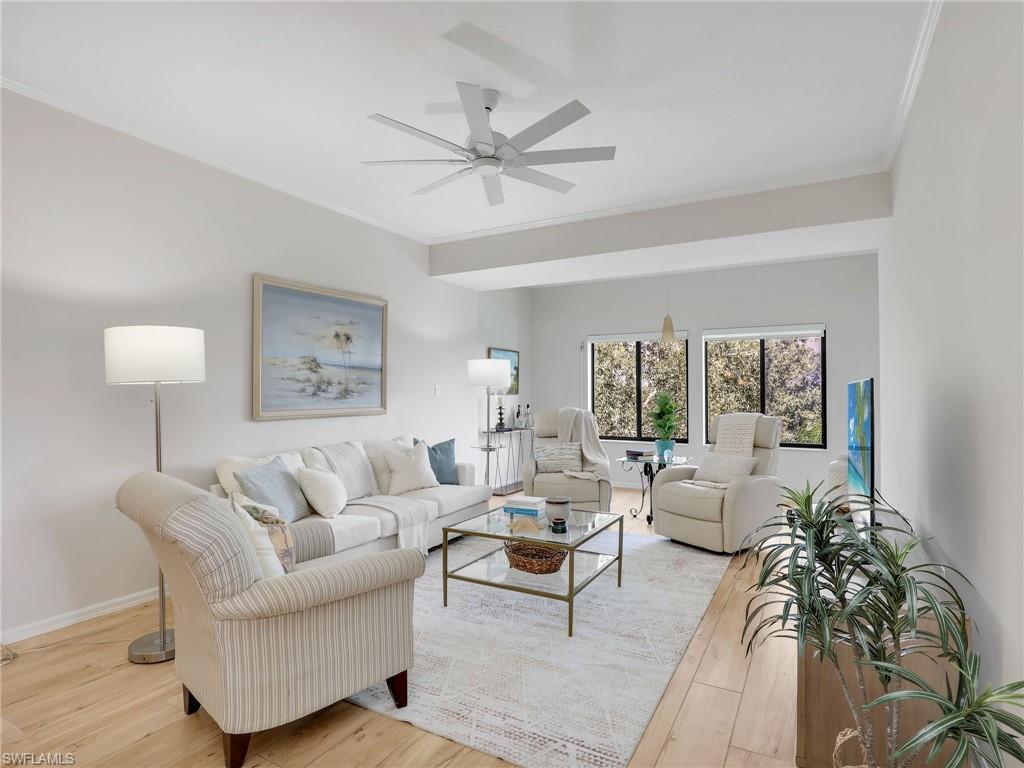 201 Arbor Lake Dr 406, NAPLES