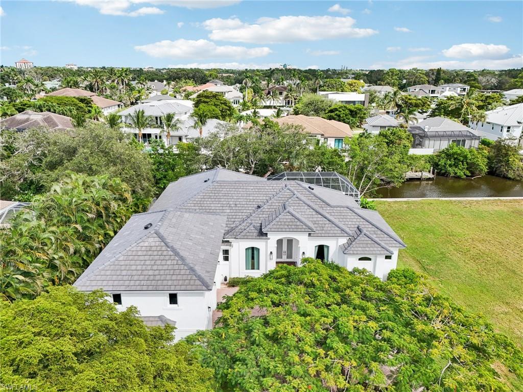 5106 Seahorse Ave, NAPLES